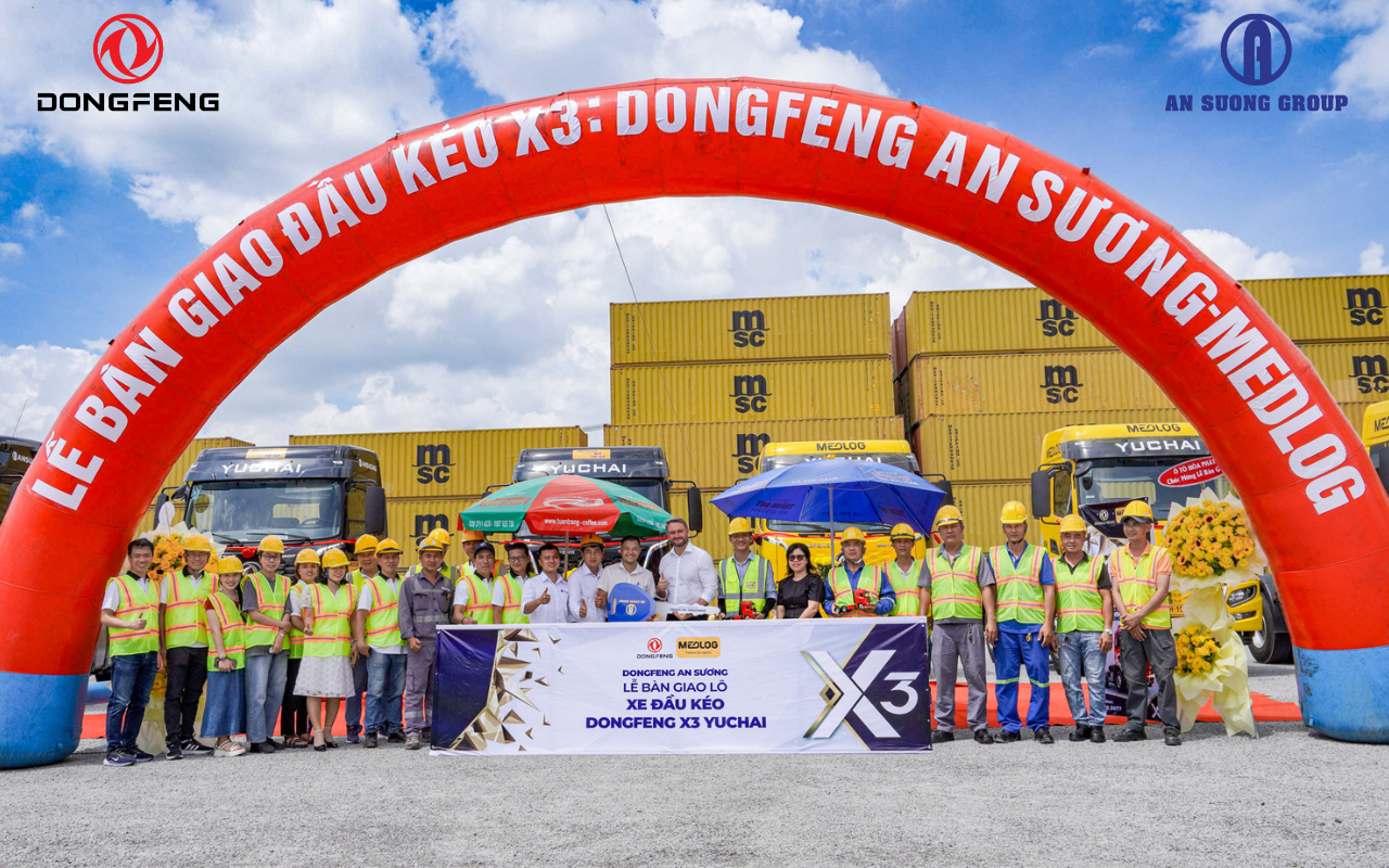 Bàn Giao Lô 10 Xe Đầu Kéo Hoàng Thắng X3 Cho Vận Tải MEDLOG Tại Bình Dương