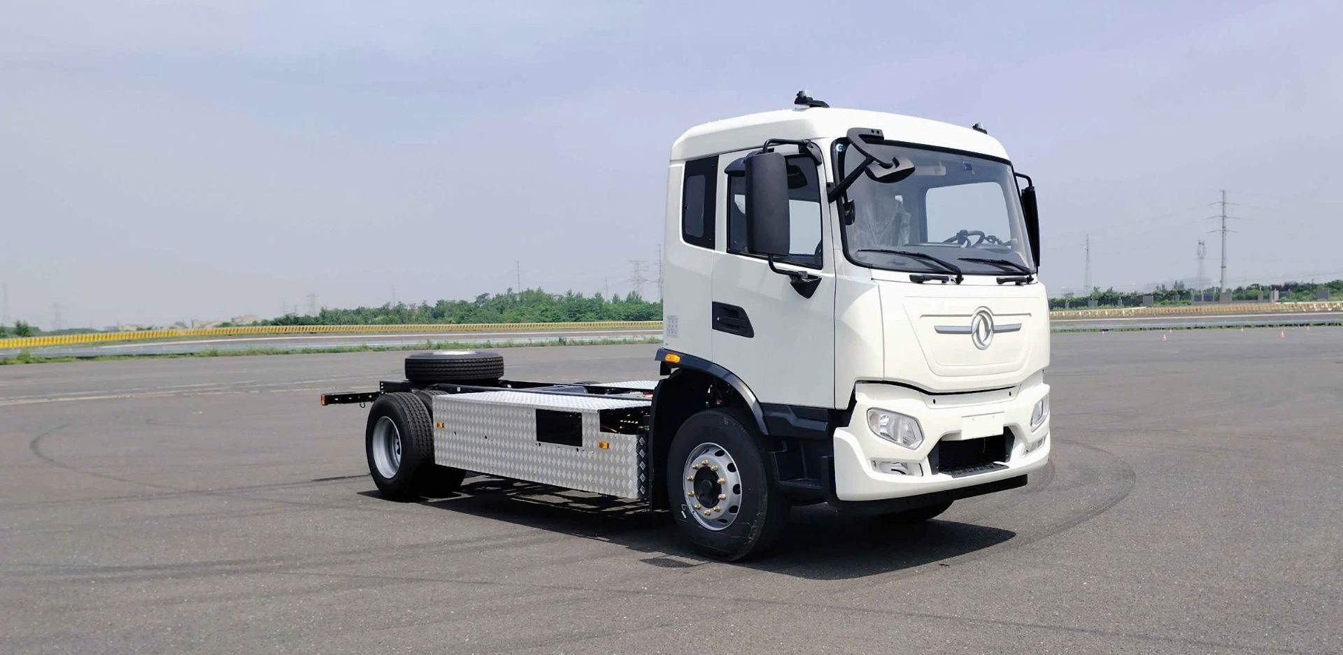 Xe Tải Điện Hoàng Thắng X3 Thùng 9m7